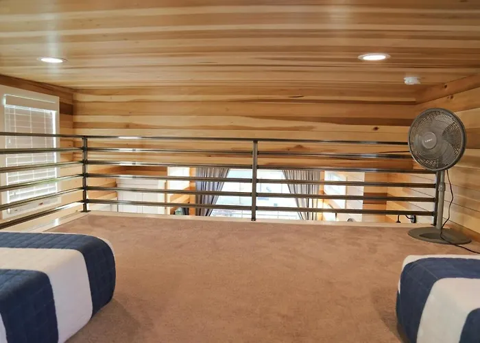 Escalante Escapes Barrel Cactus - Loft Escape